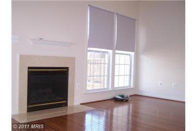 Broadlands House: 21929 Bayard Terrace