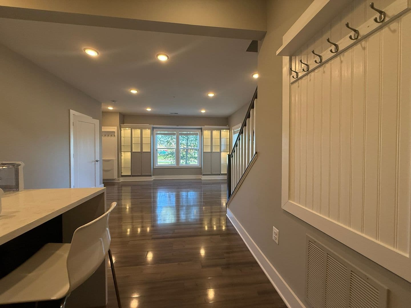 Ashburn House: 44860 Tiverton Square