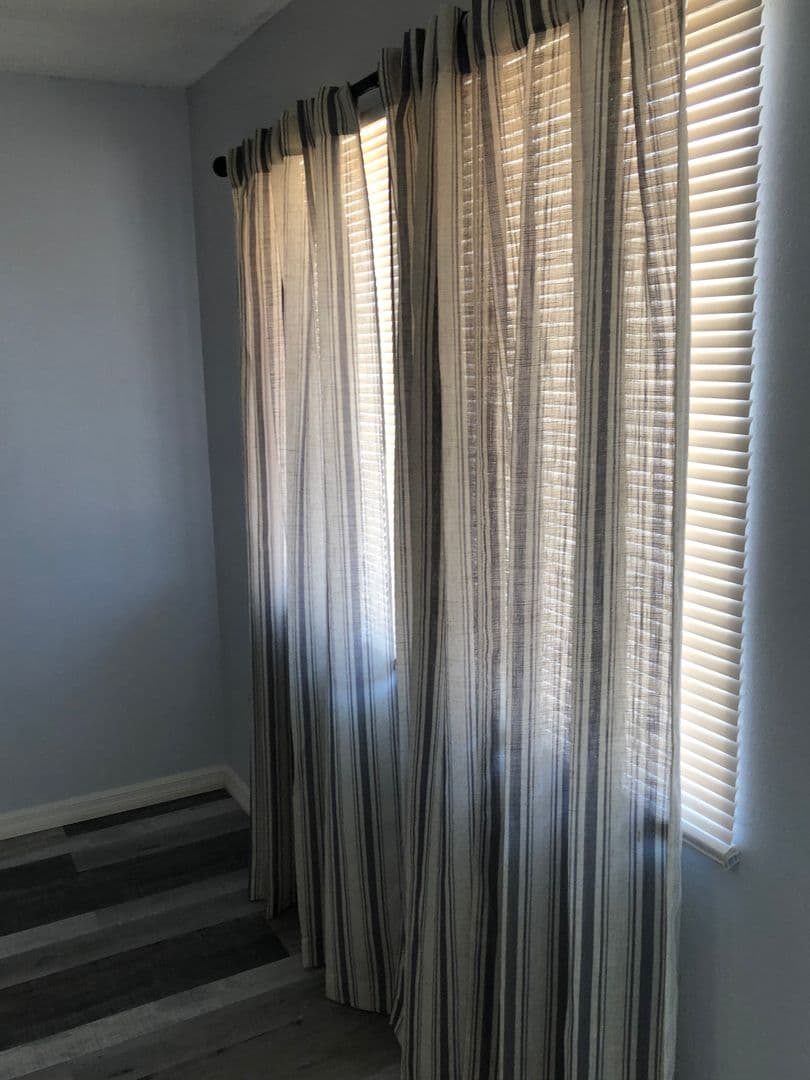 Barstow Apartment: 27878 Apache