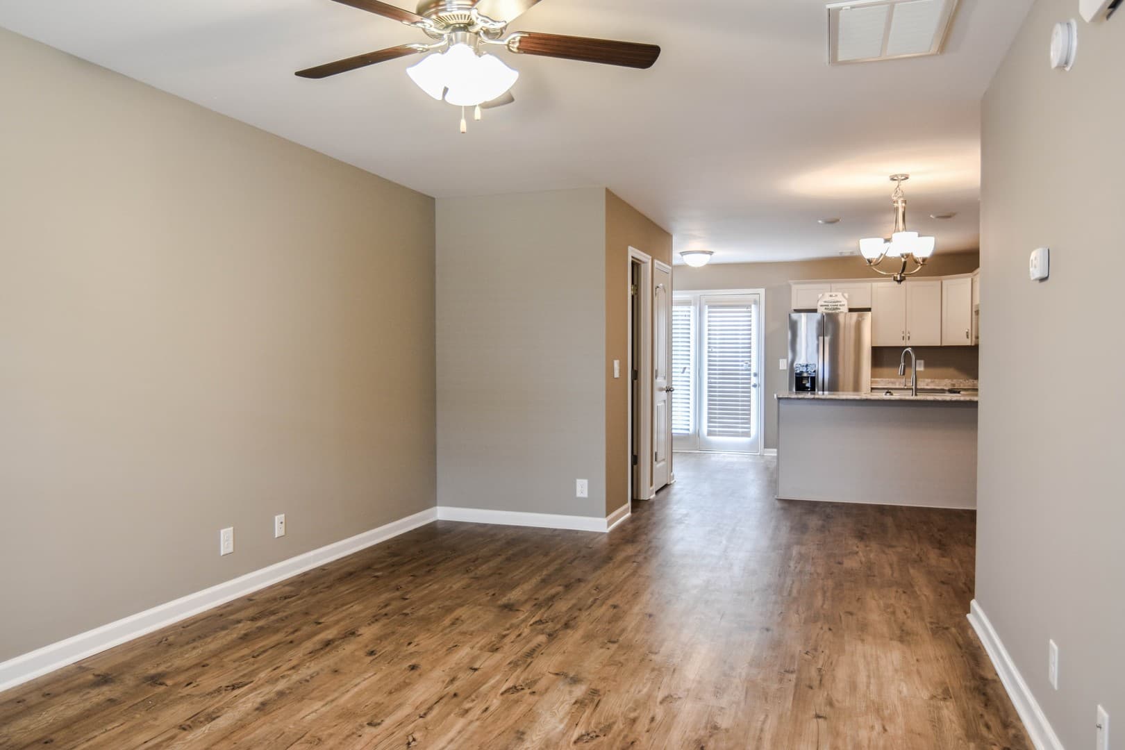 Clarksville House: 259 Alexander Blvd