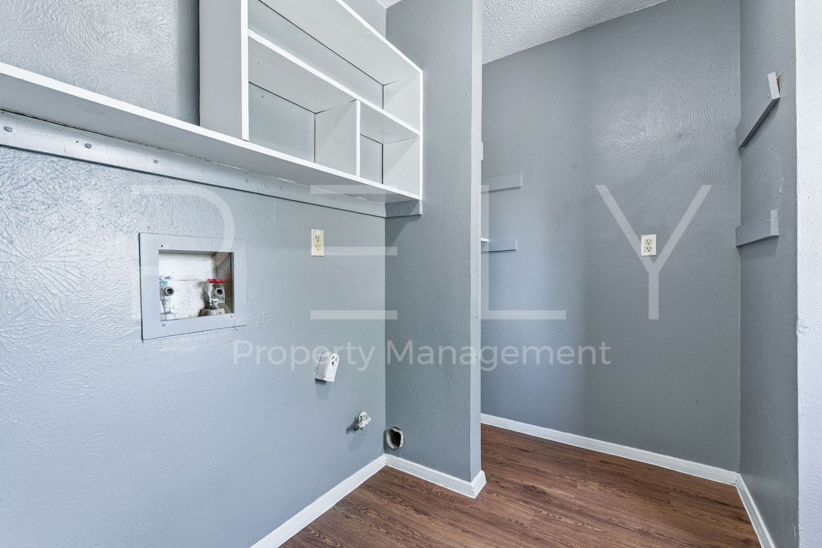 Georgetown Apartment: 409 E Janis Dr