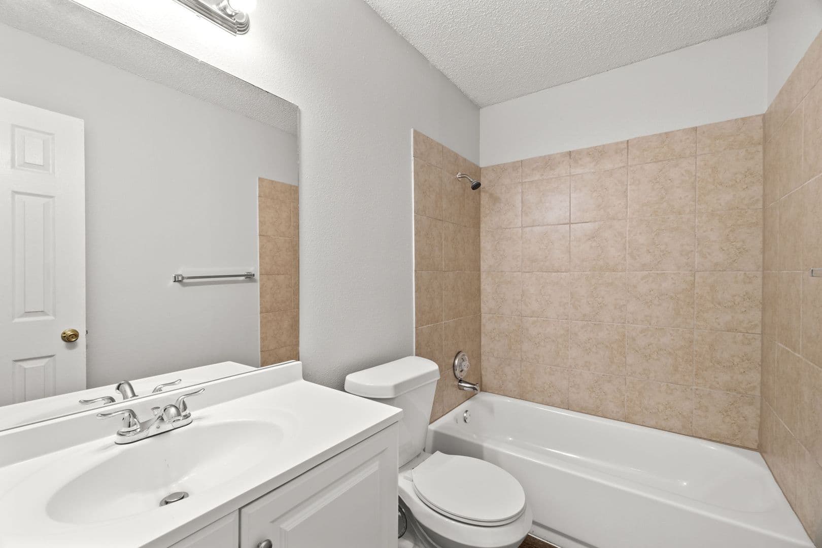 Austin Apartment: 12130 Thompkins Dr