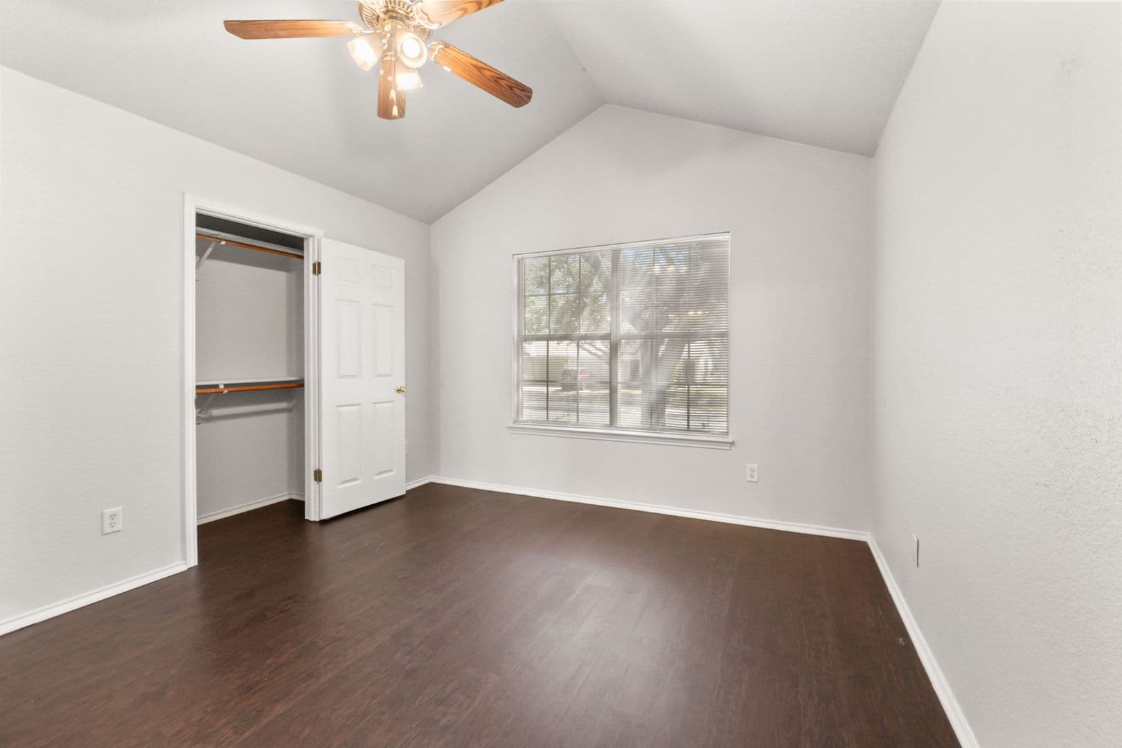 Georgetown House: 160 Prairie Springs Loop