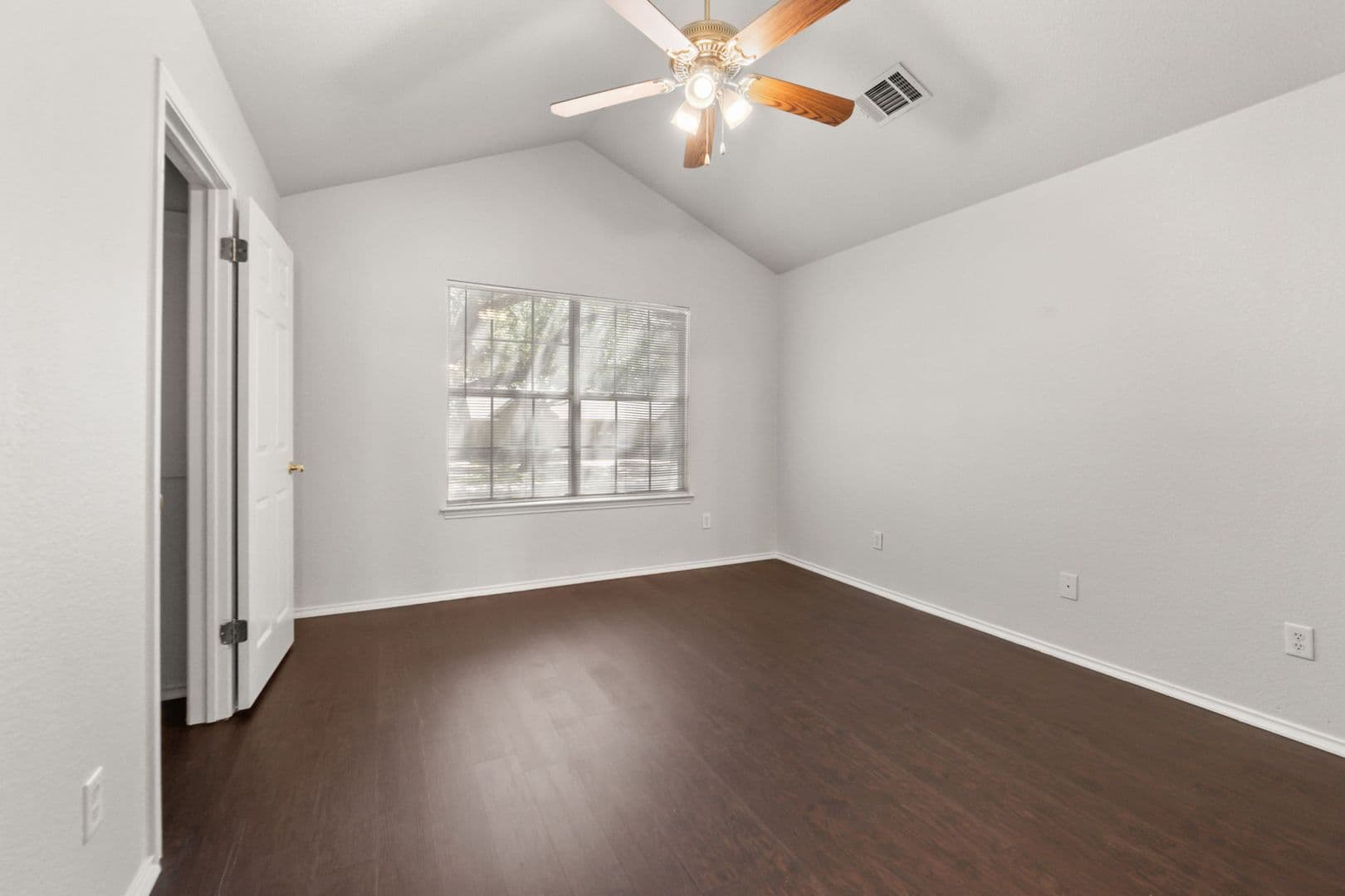 Georgetown House: 160 Prairie Springs Loop