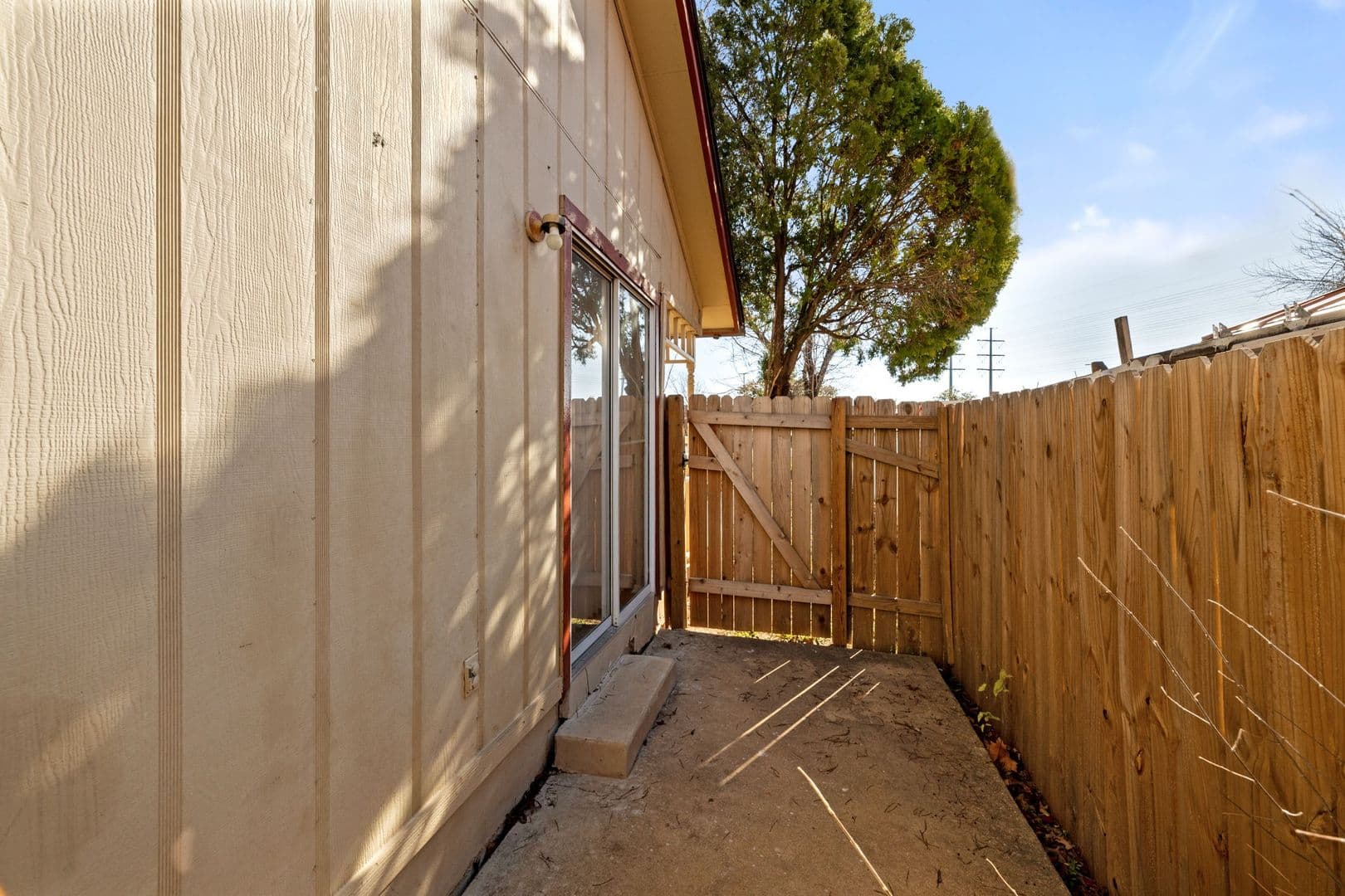 Austin Apartment: 12130 Thompkins Dr