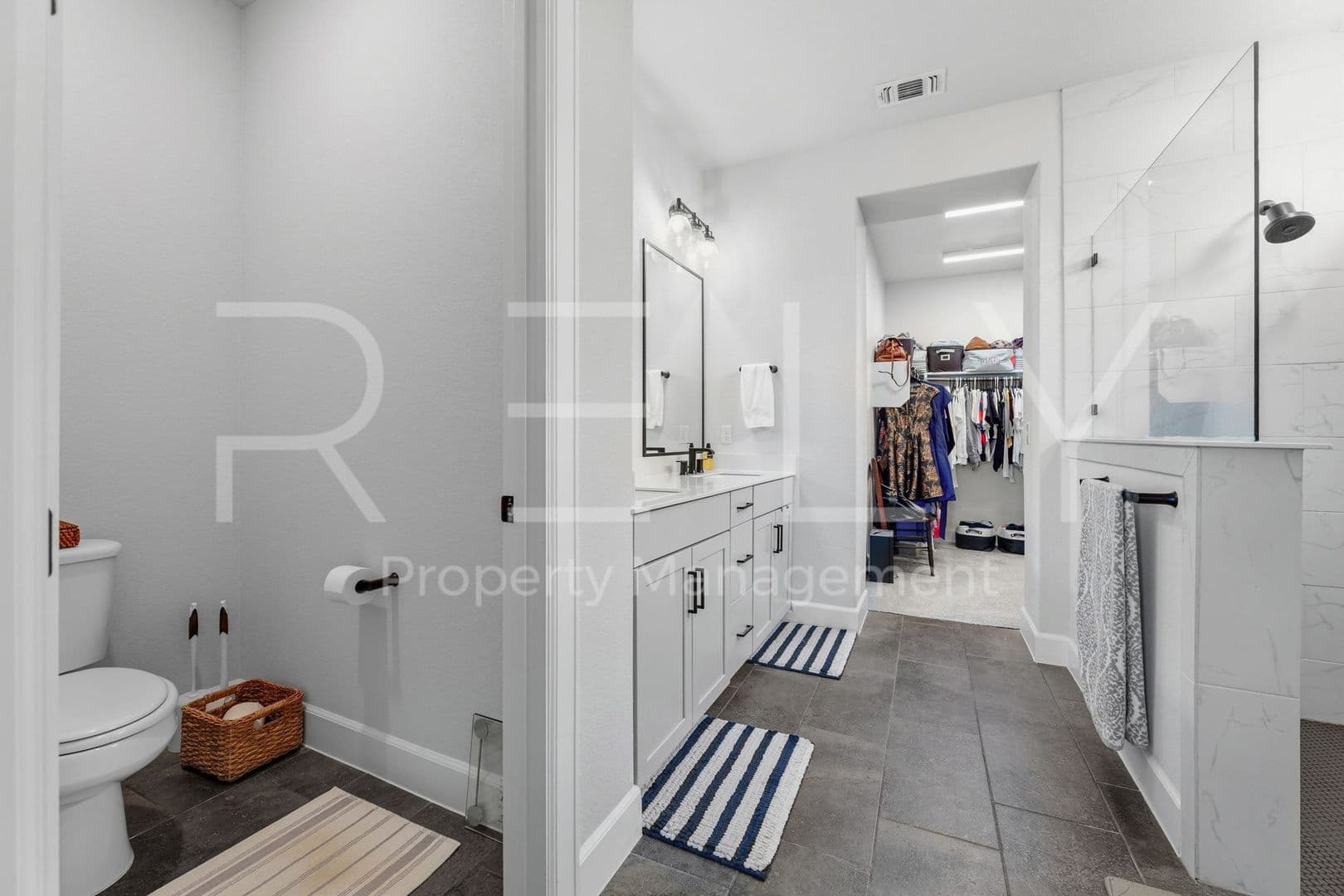 Georgetown House: 101 Rocking R Ct