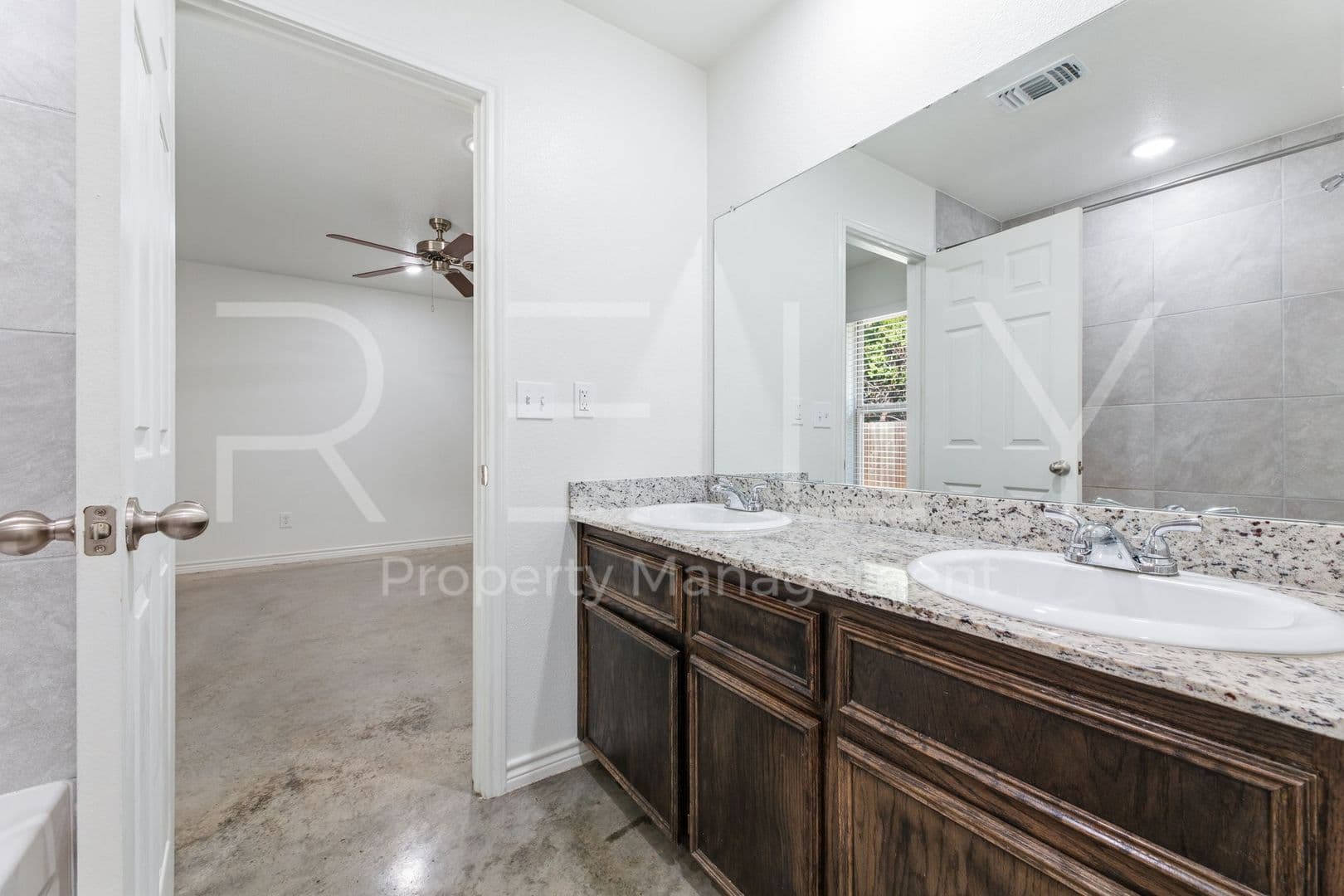 Harker Heights Apartment: 1805 Emma Naylor Ct