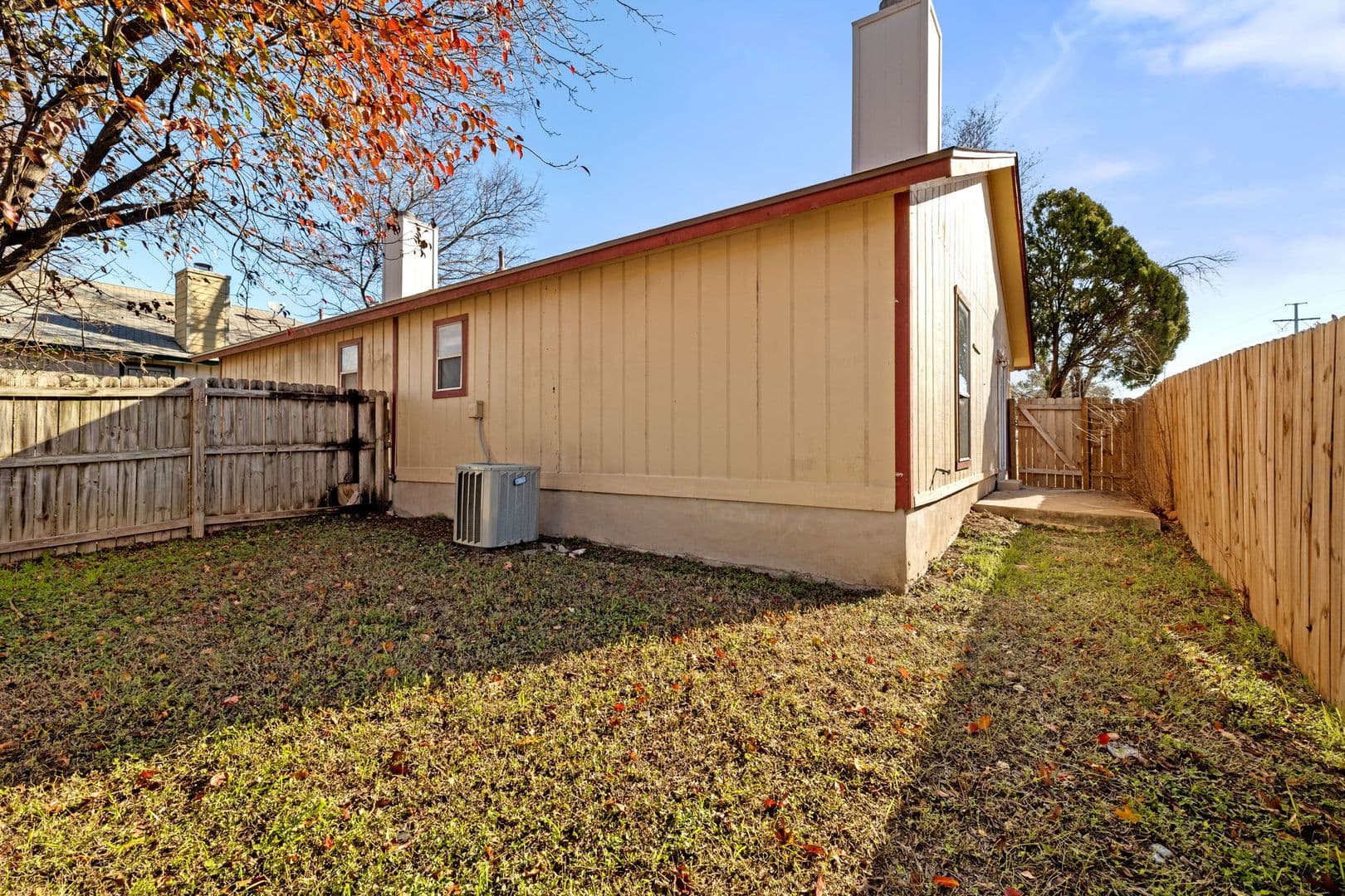 Austin Apartment: 12130 Thompkins Dr