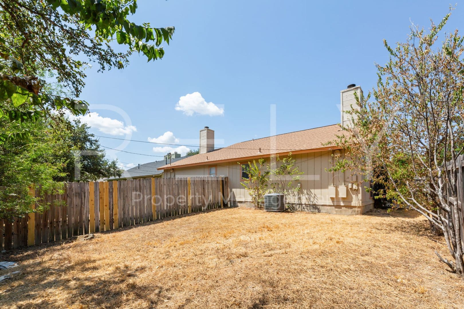 Round Rock House: 409 Greenlawn Blvd