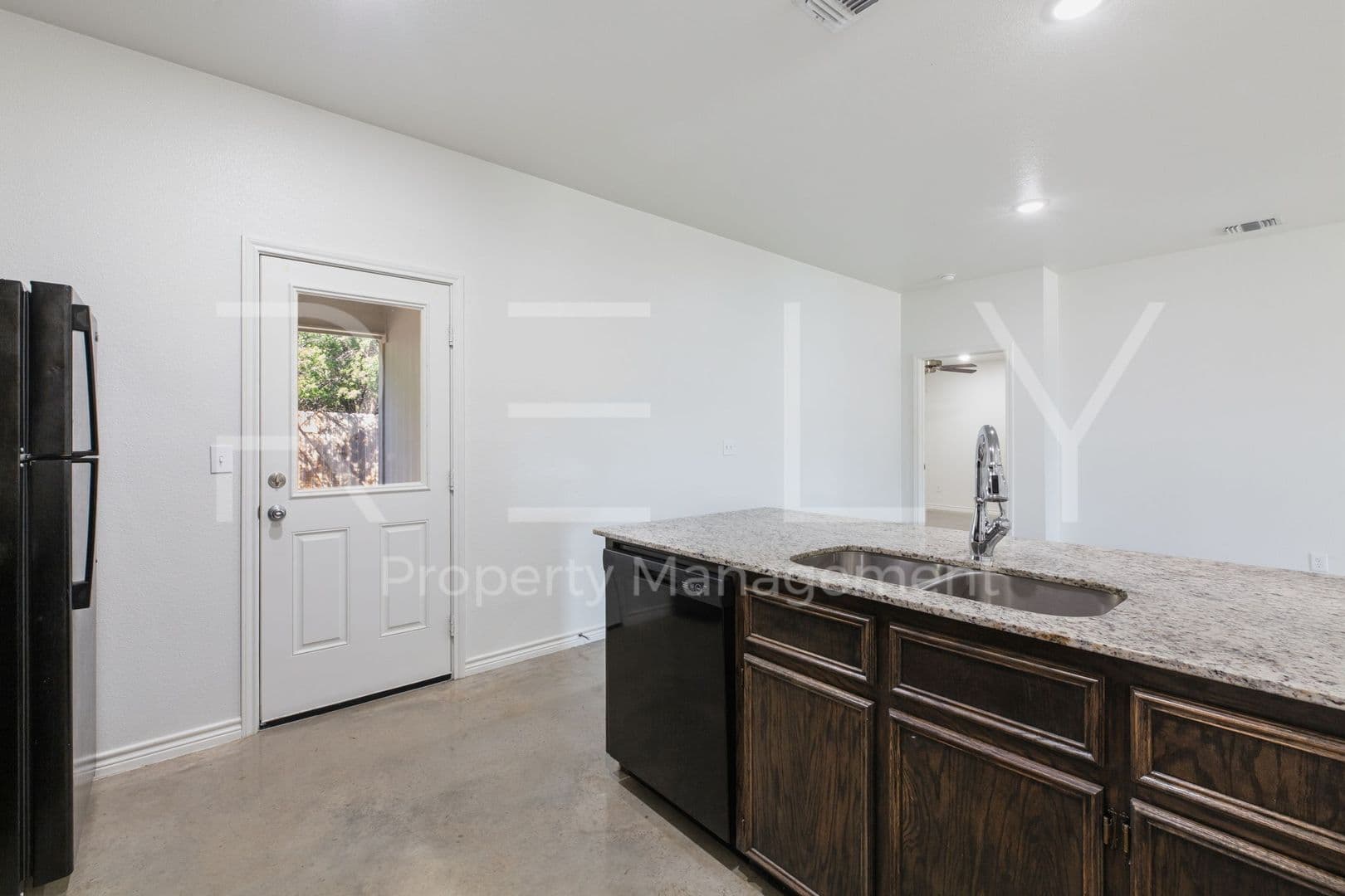 Harker Heights Apartment: 1805 Emma Naylor Ct