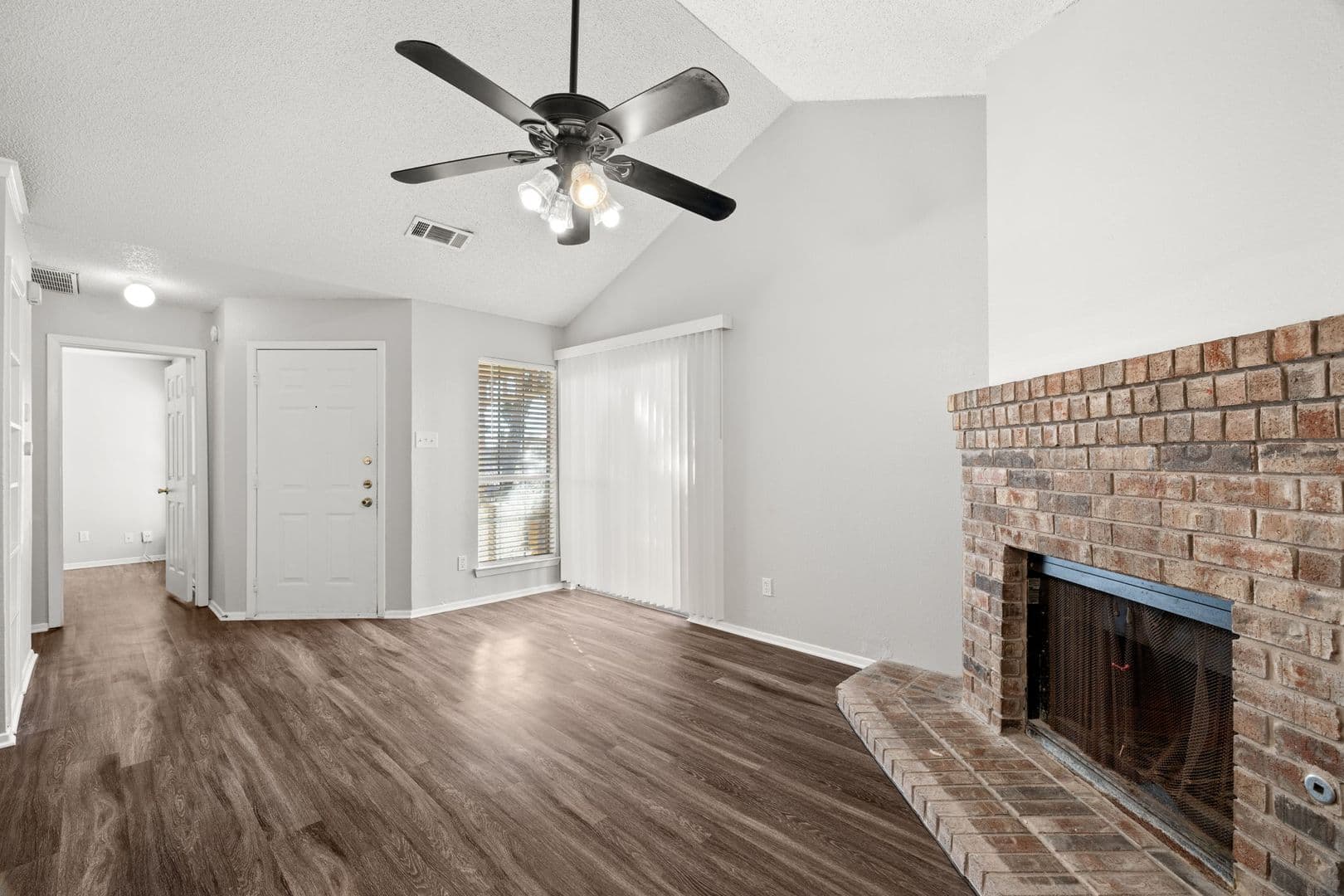 Austin Apartment: 12130 Thompkins Dr