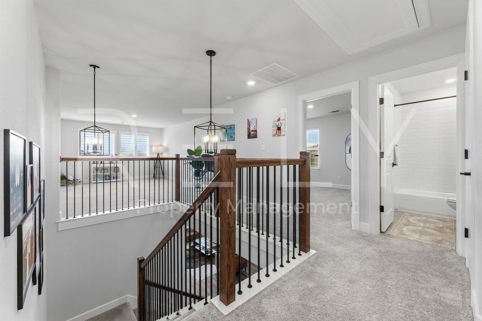 Georgetown House: 101 Rocking R Ct