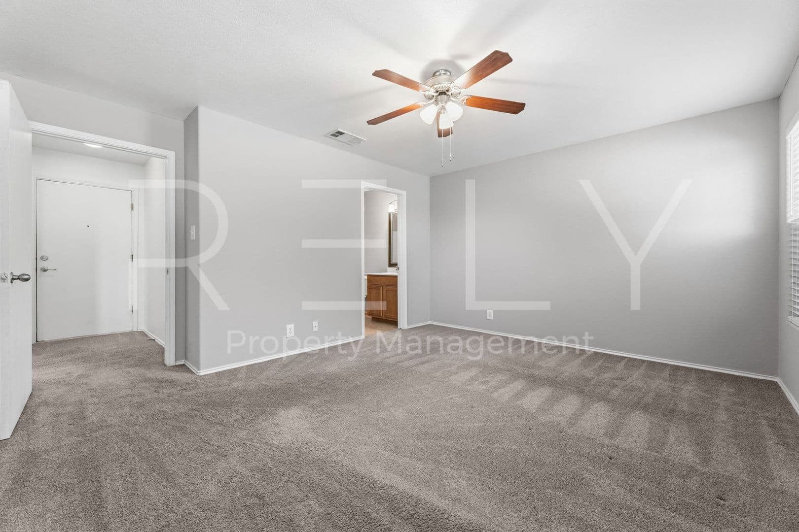 Jarrell House: 241 Moonstone Dr