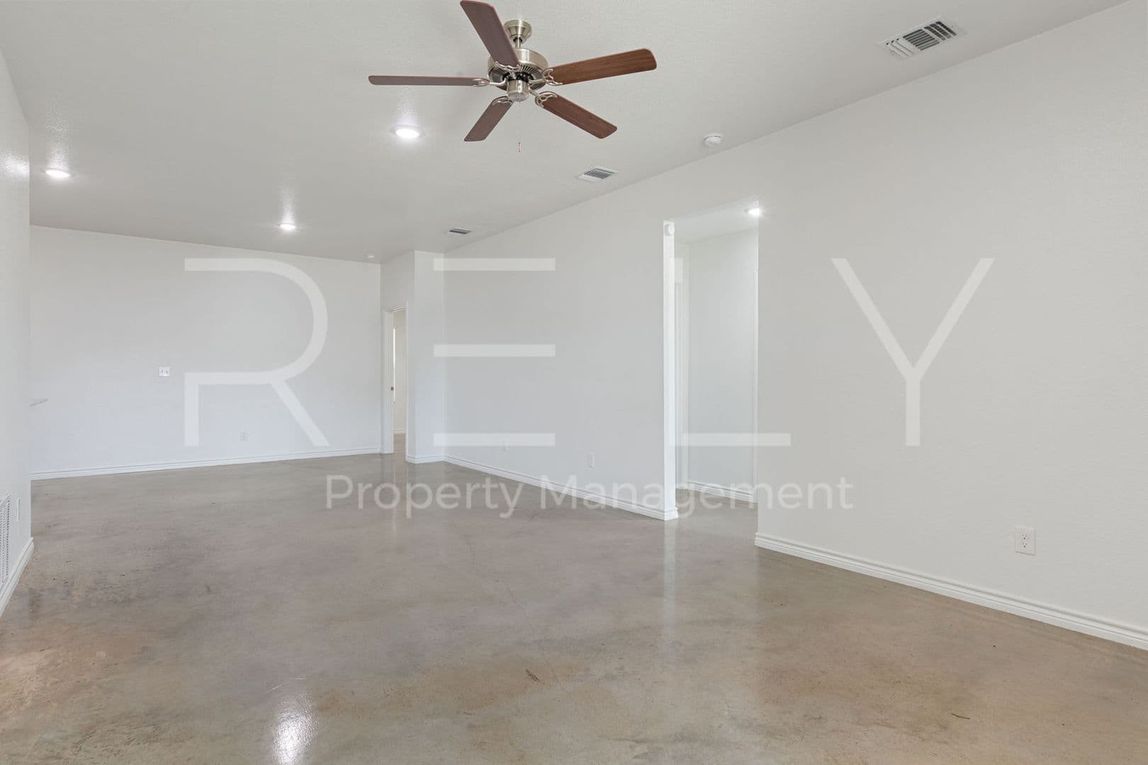Harker Heights Apartment: 1805 Emma Naylor Ct