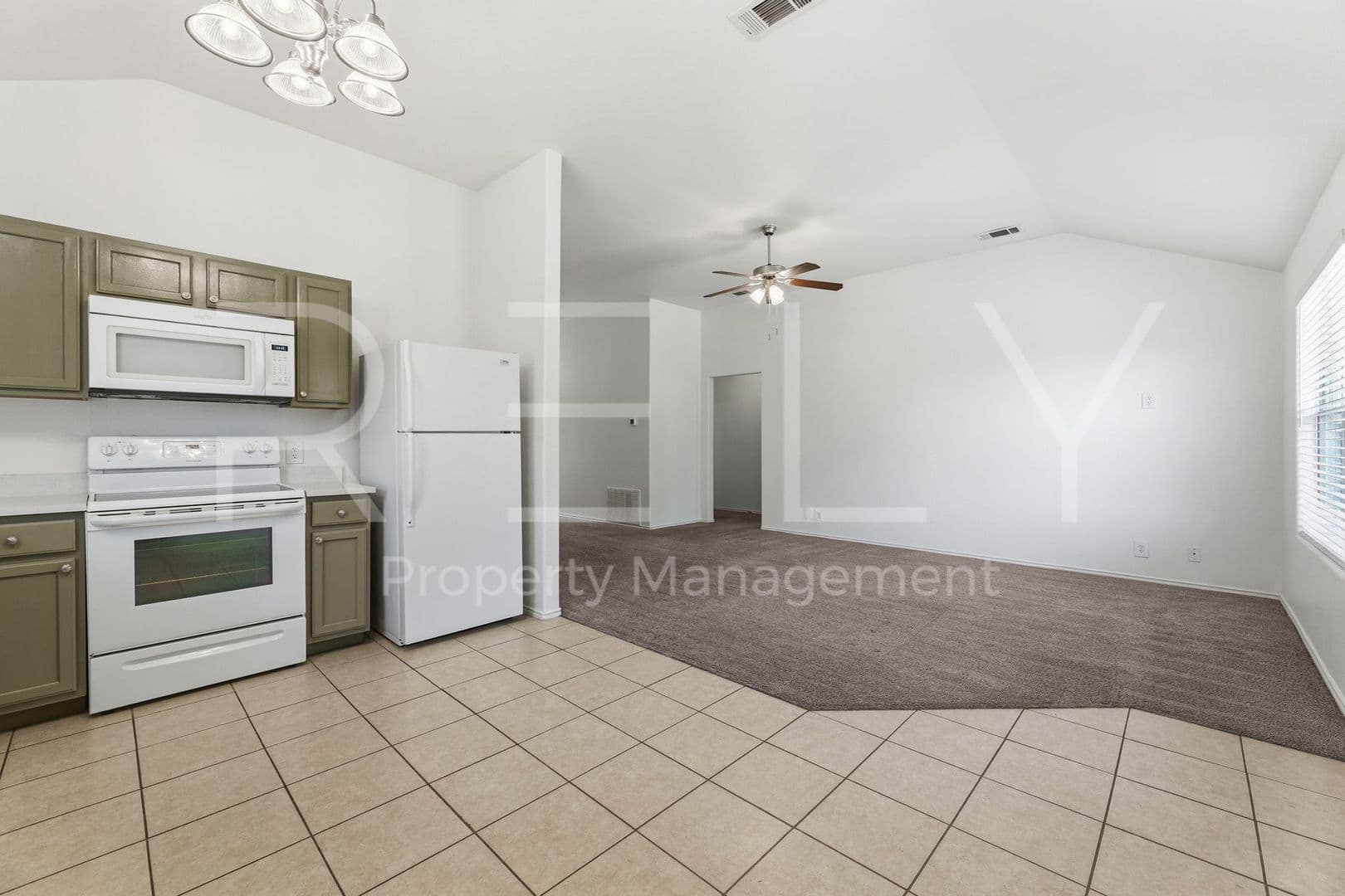 Jarrell House: 241 Moonstone Dr