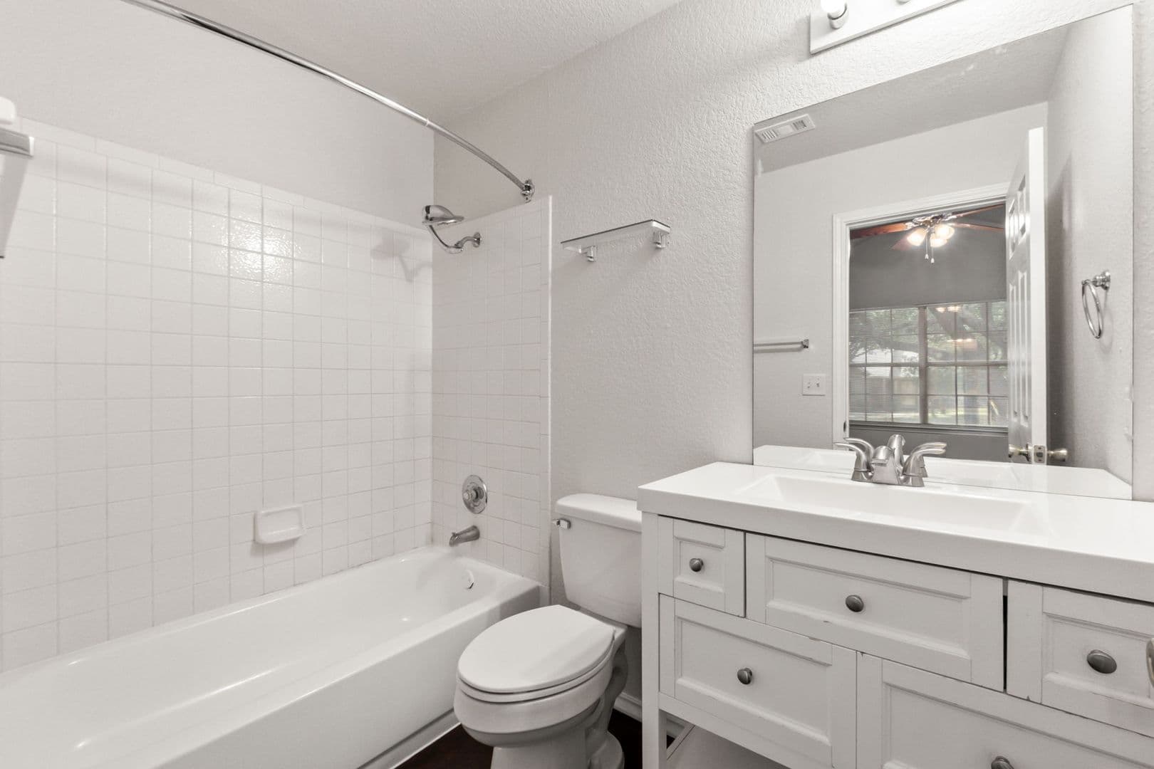 Georgetown House: 160 Prairie Springs Loop