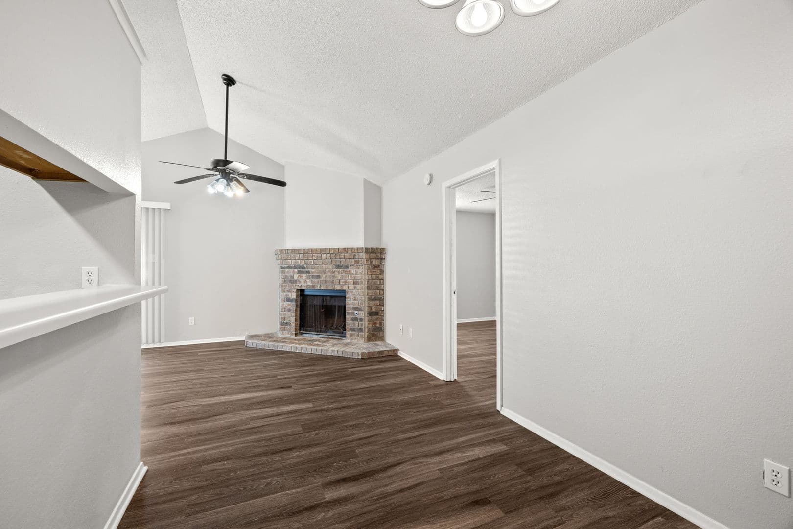 Austin Apartment: 12130 Thompkins Dr