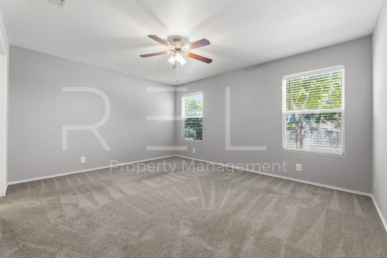 Jarrell House: 241 Moonstone Dr