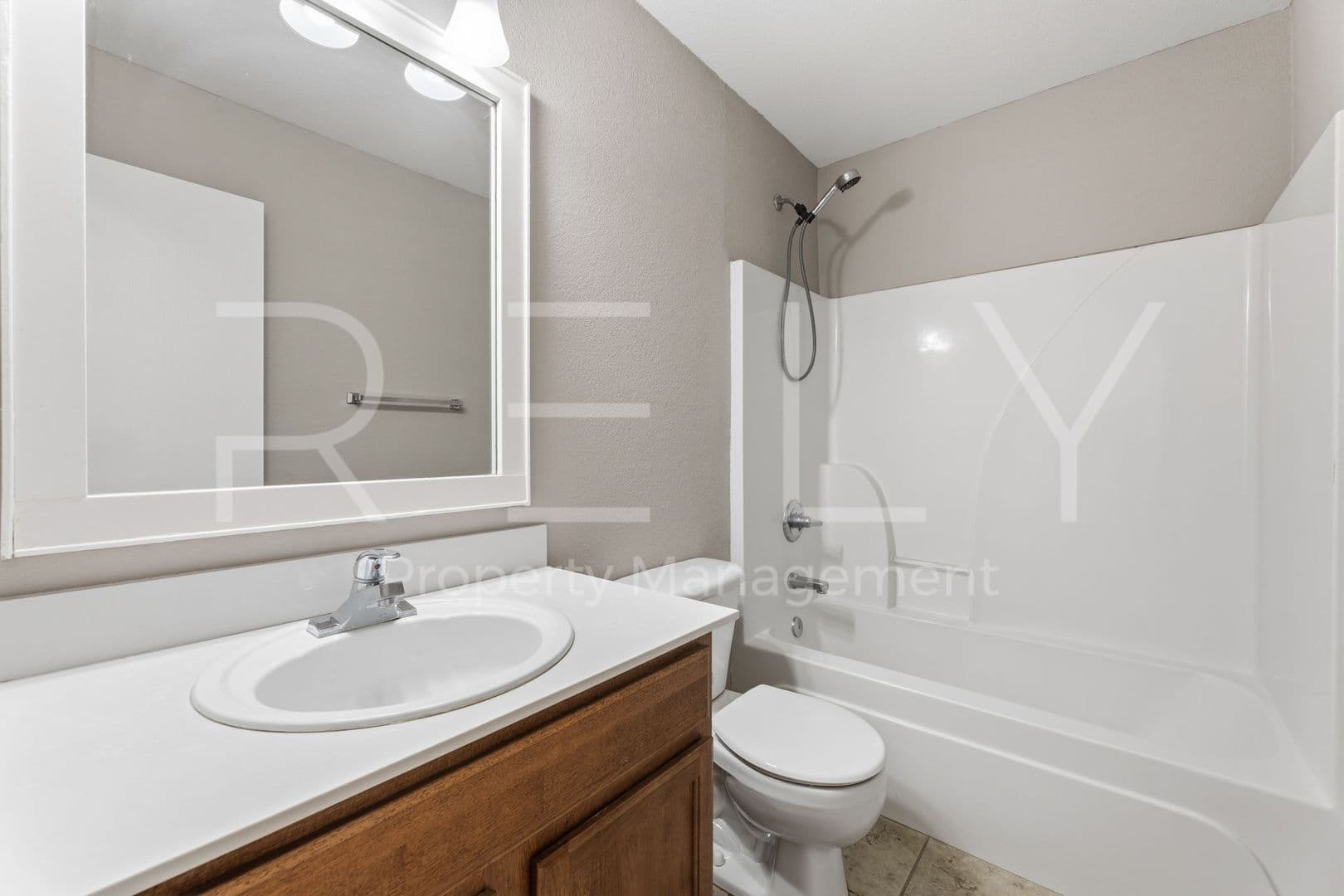 Jarrell House: 241 Moonstone Dr