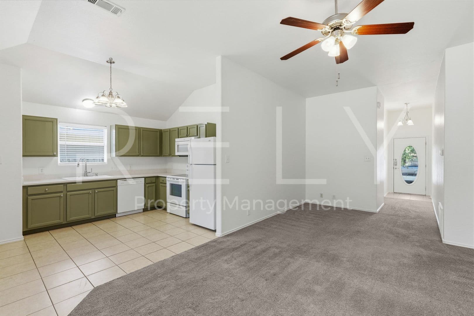 Jarrell House: 241 Moonstone Dr