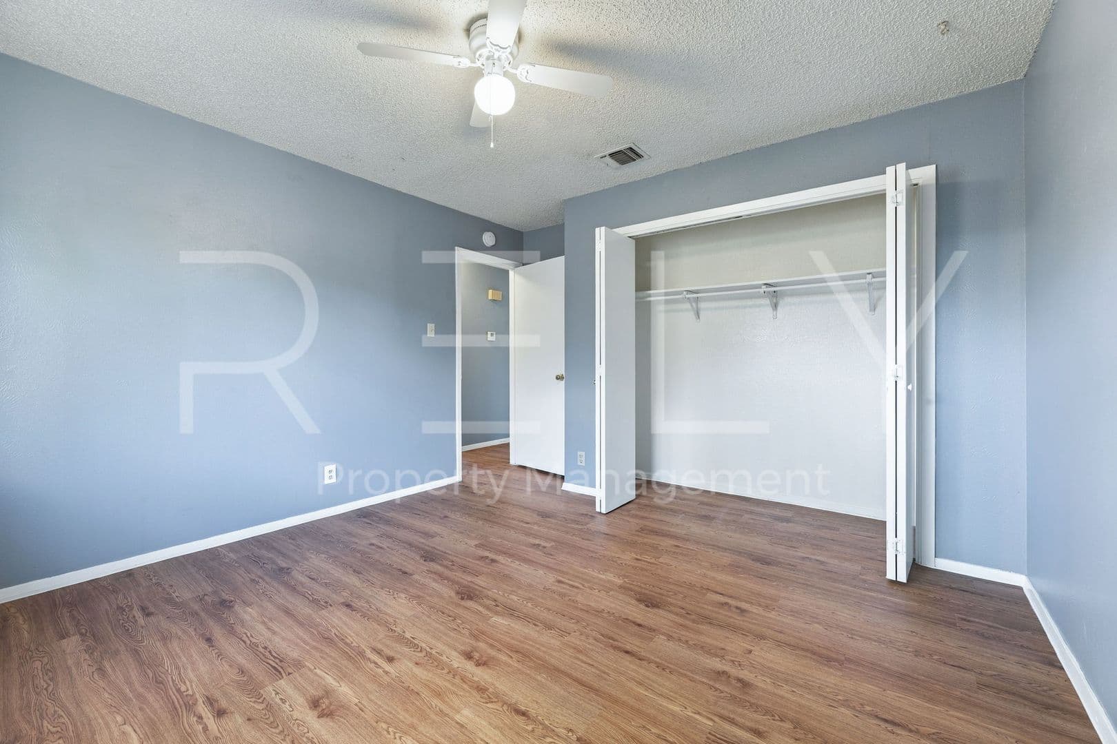 Georgetown Apartment: 409 E Janis Dr