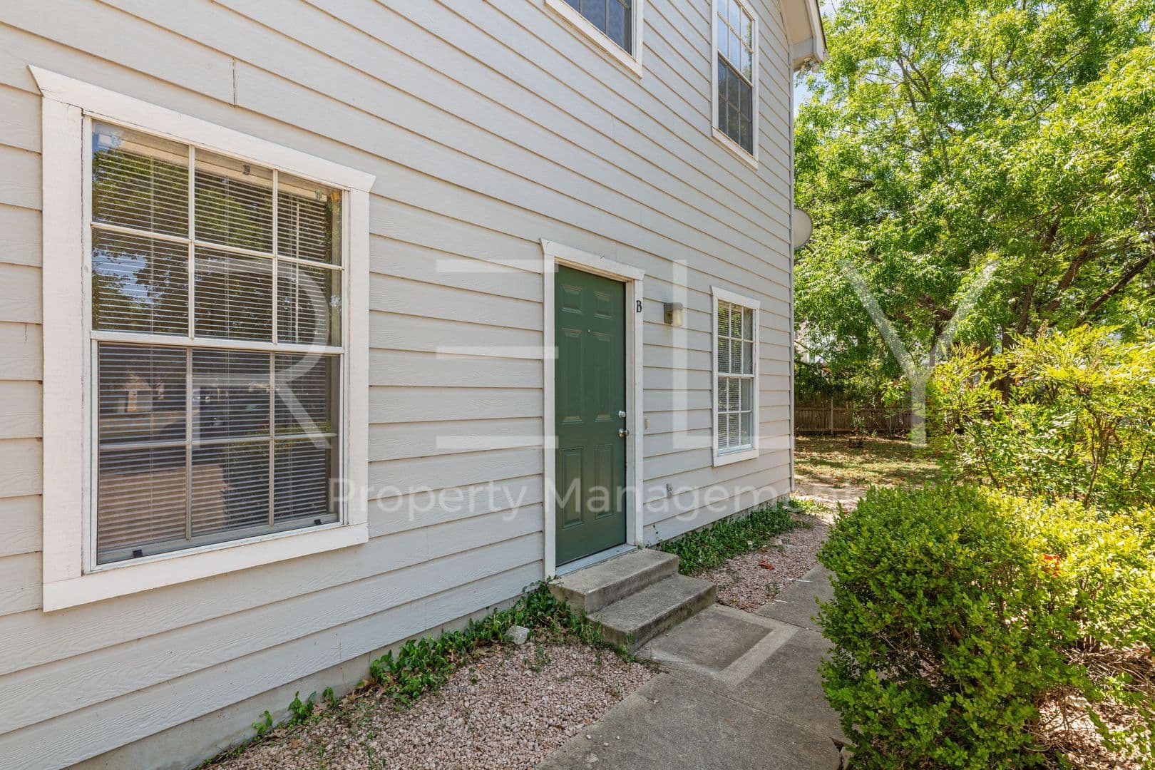 Georgetown Apartment: 2908 Whisper Oaks Ln