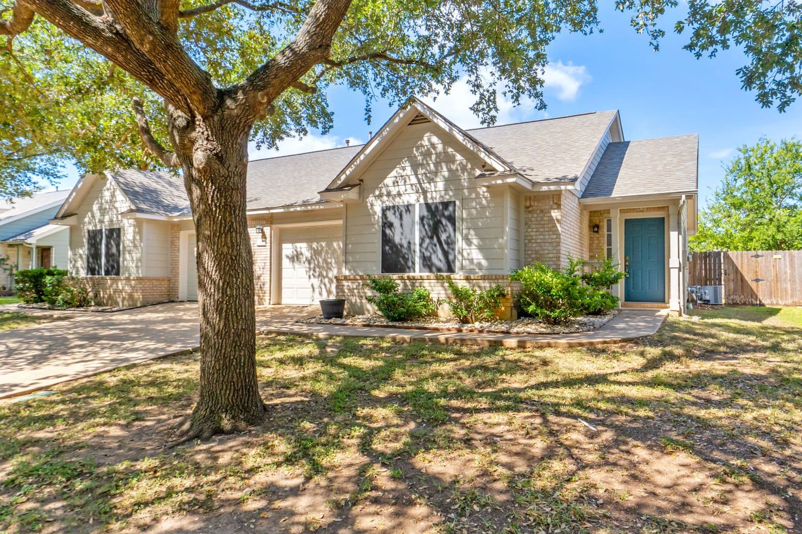 Georgetown House: 160 Prairie Springs Loop