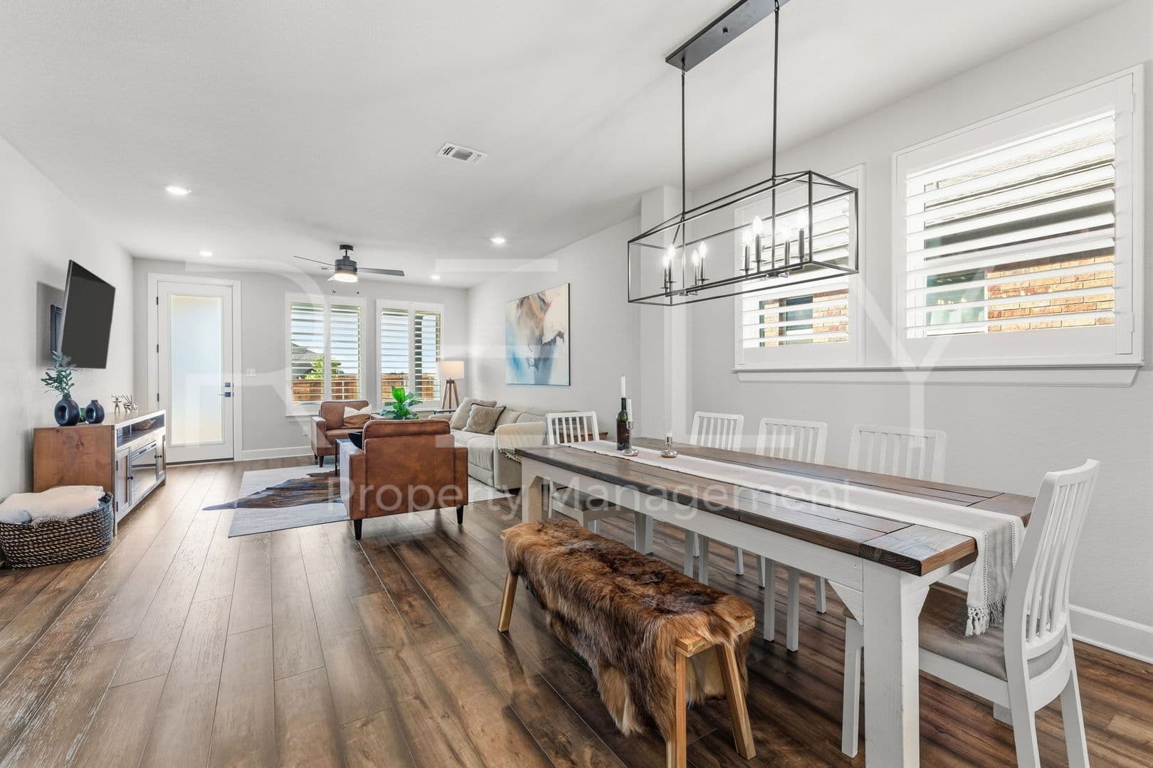 Georgetown House: 101 Rocking R Ct