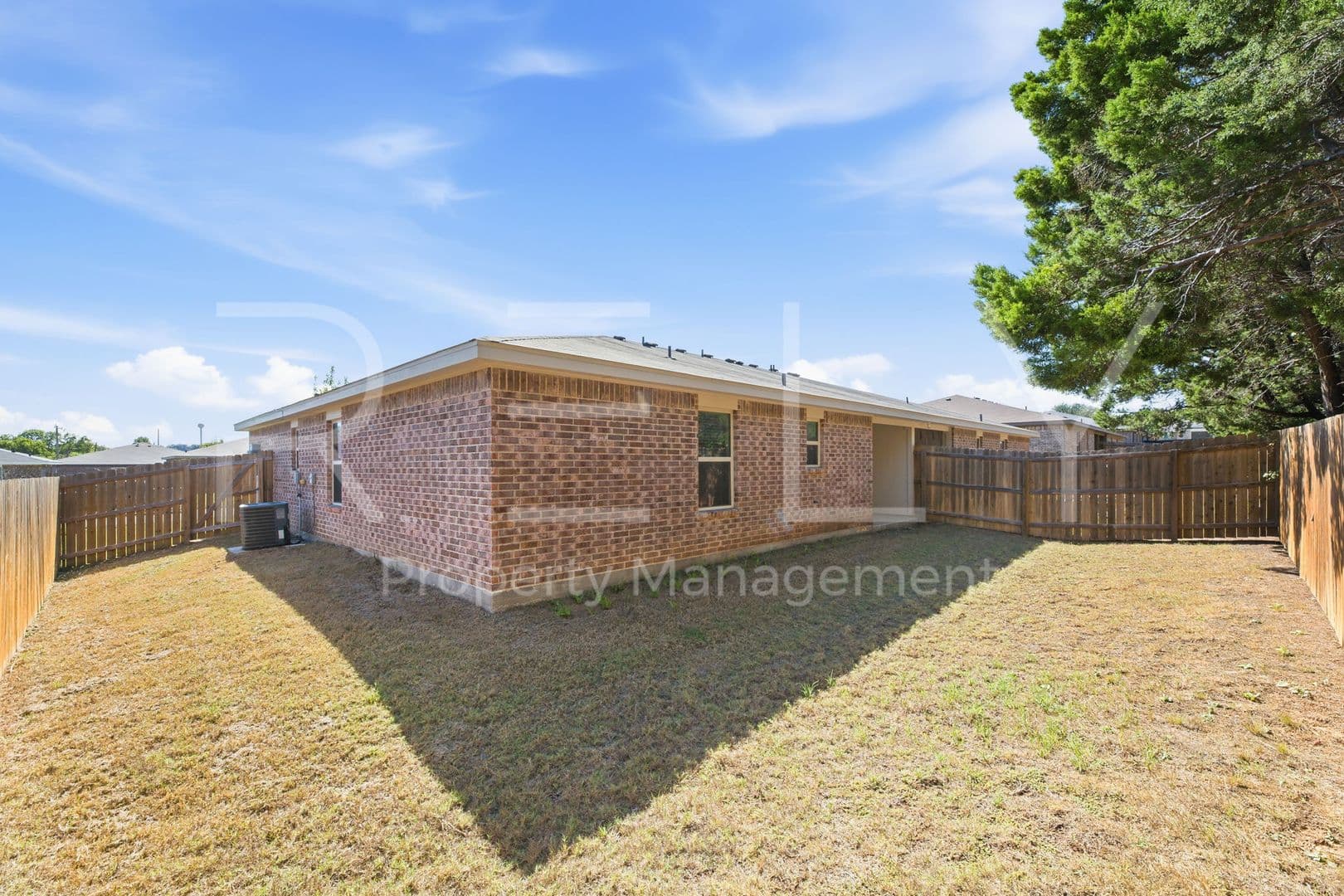 Harker Heights Apartment: 1805 Emma Naylor Ct