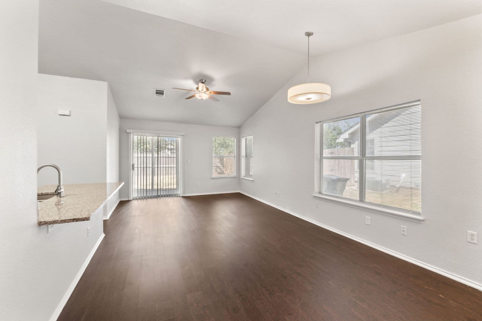 Georgetown House: 160 Prairie Springs Loop