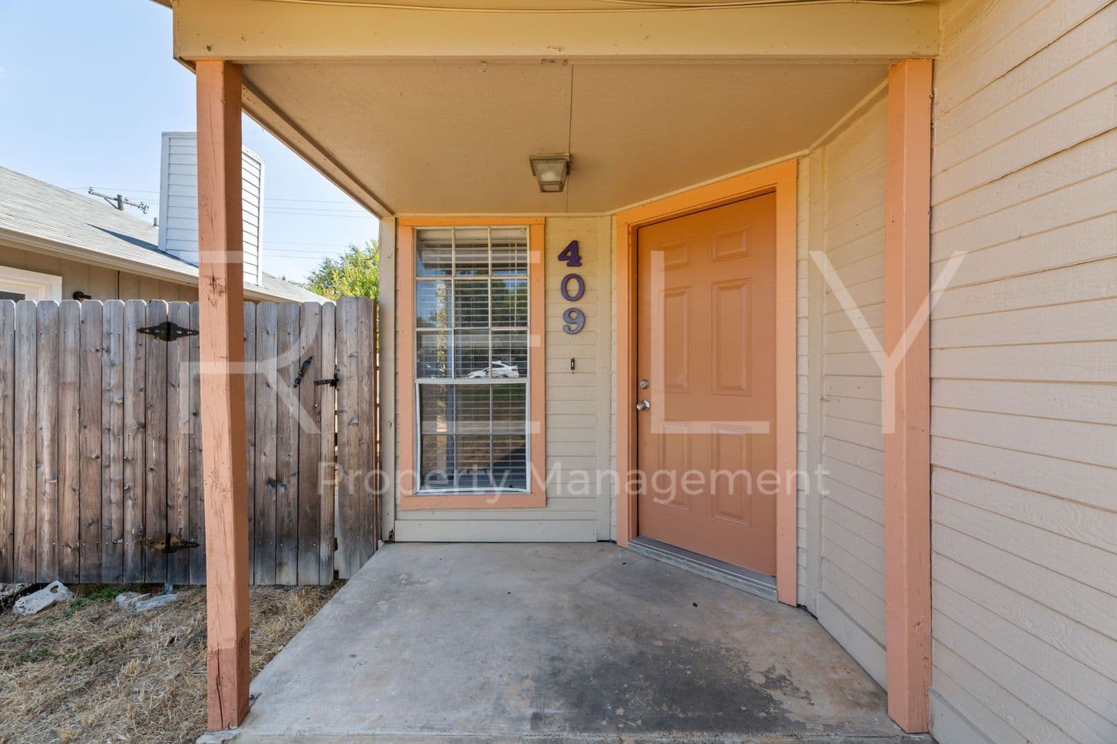 Round Rock House: 409 Greenlawn Blvd