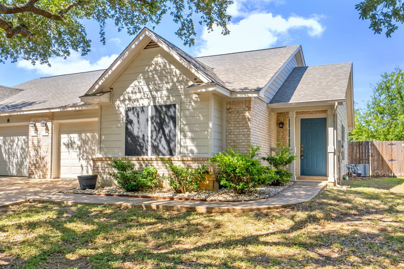 Georgetown House: 160 Prairie Springs Loop