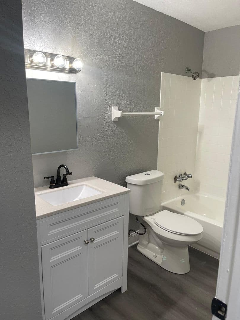 Tampa Apartment: 14323 Lucerne Drive