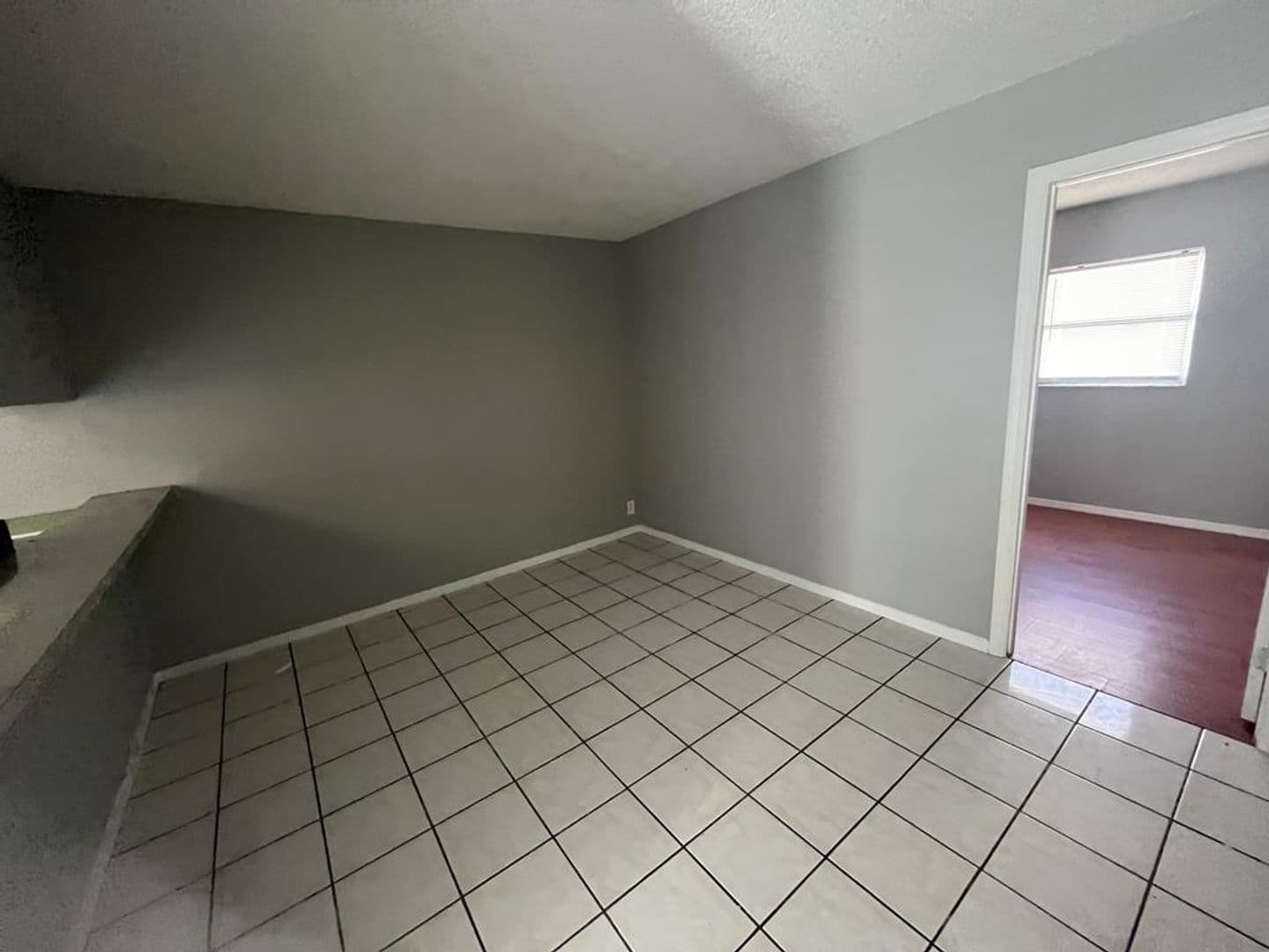 Tampa Apartment: 11603 N 22nd Street