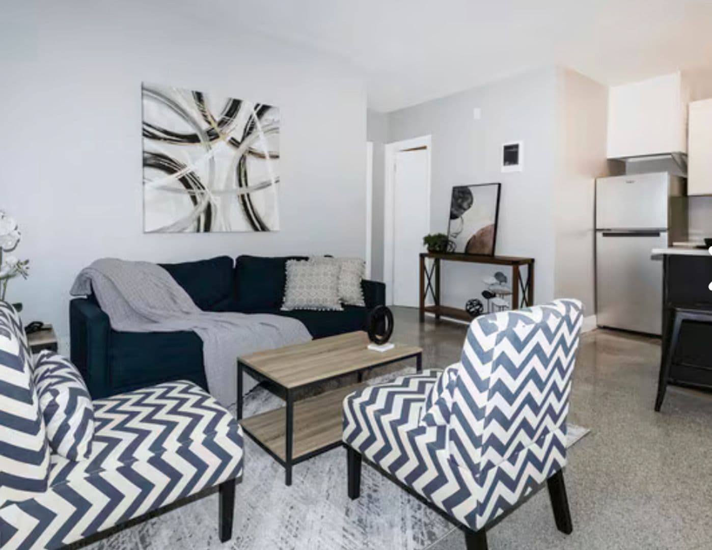 St Petersburg Apartment: 2400 15th Ave S