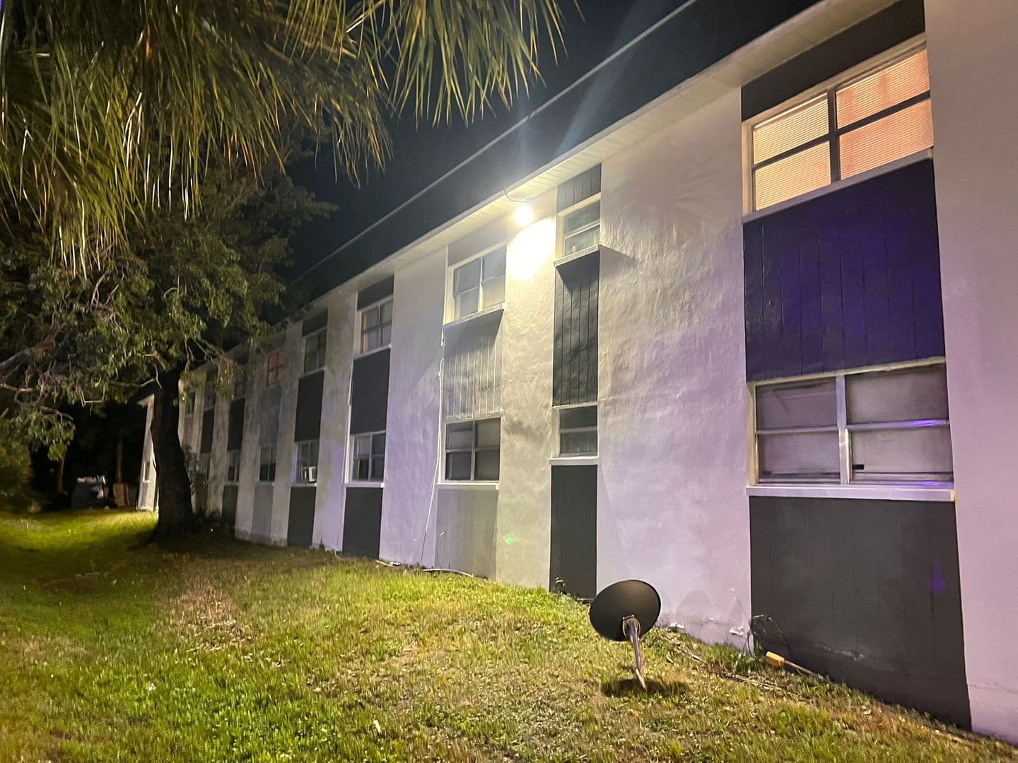 Tampa Apartment: 11603 N 22nd Street