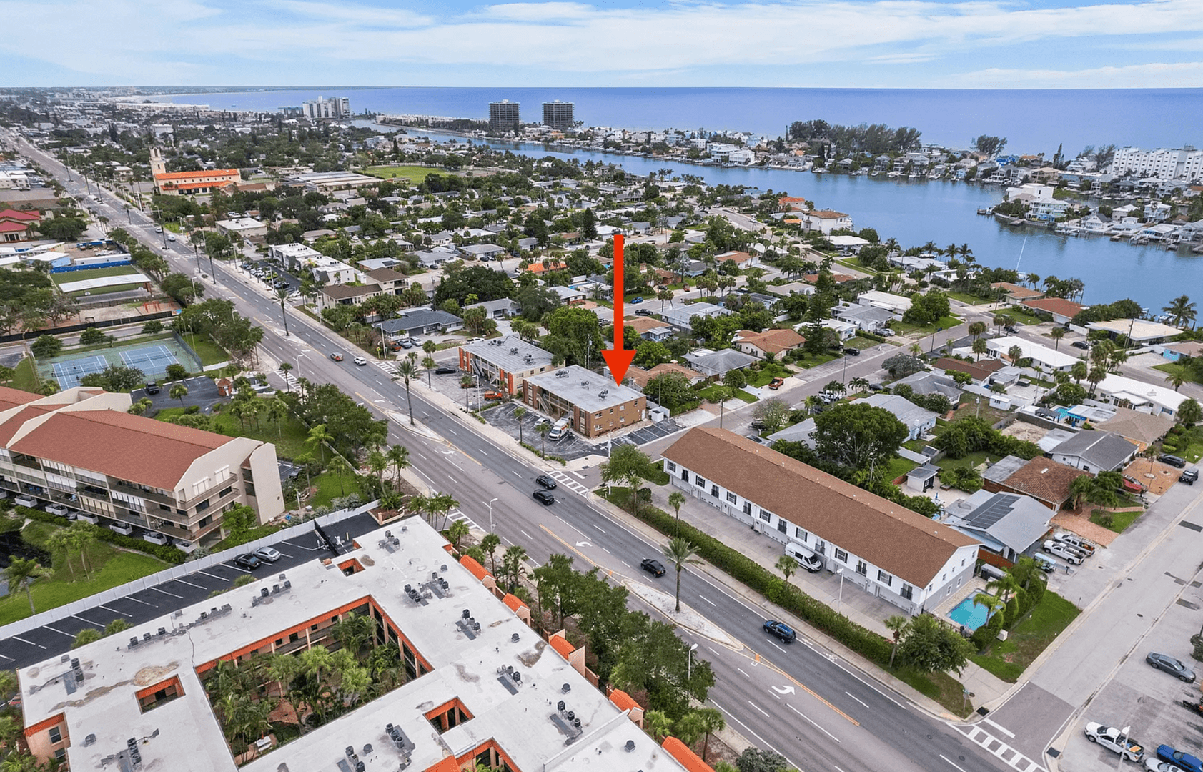 St Pete Beach Apartment: 8850 Blind Pass Road