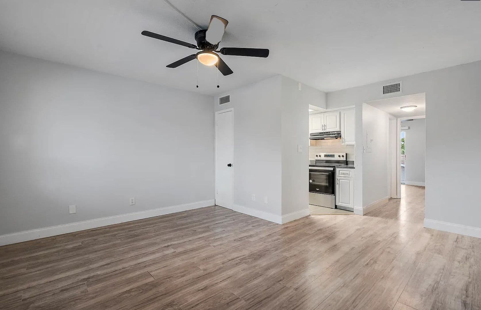 St Pete Beach Apartment: 8850 Blind Pass Road
