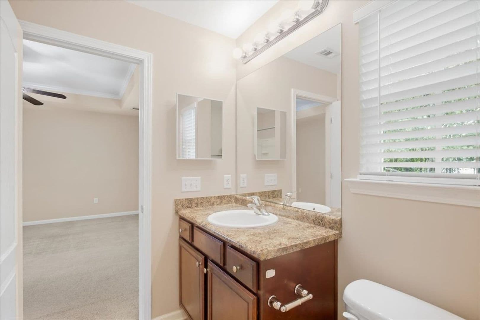 Savannah House: 19 Montero Dr.