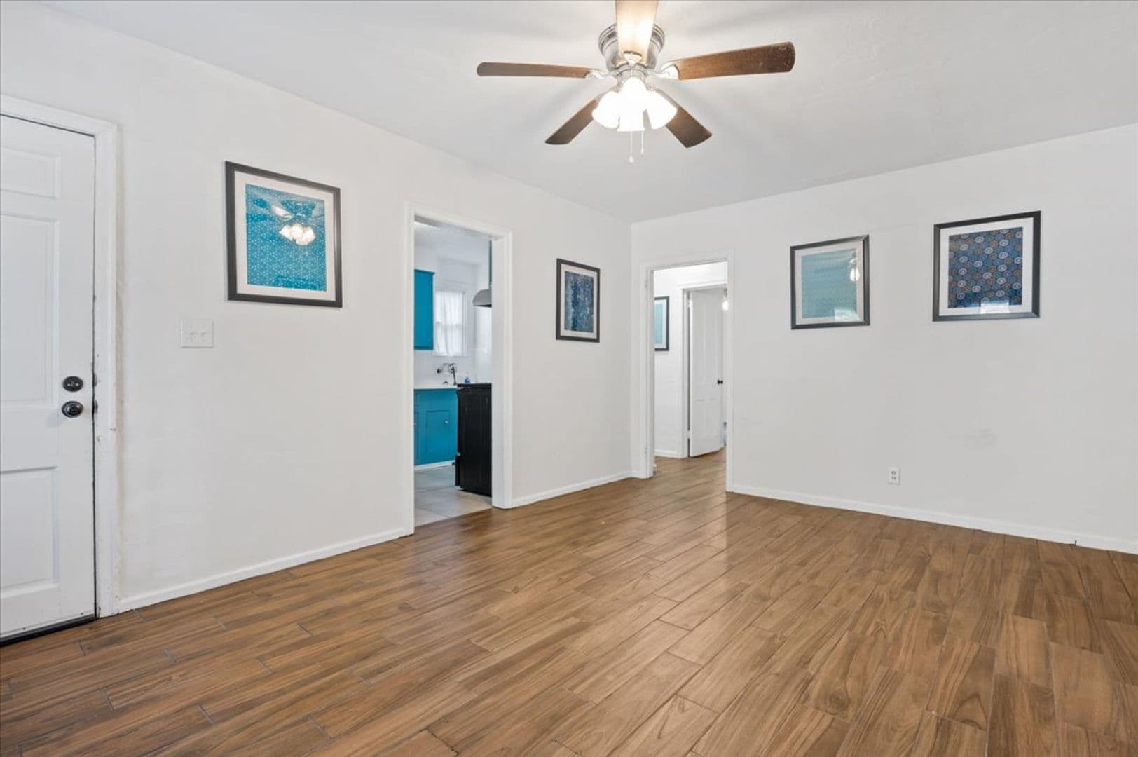 Savannah House: 1319 East 53rd St.