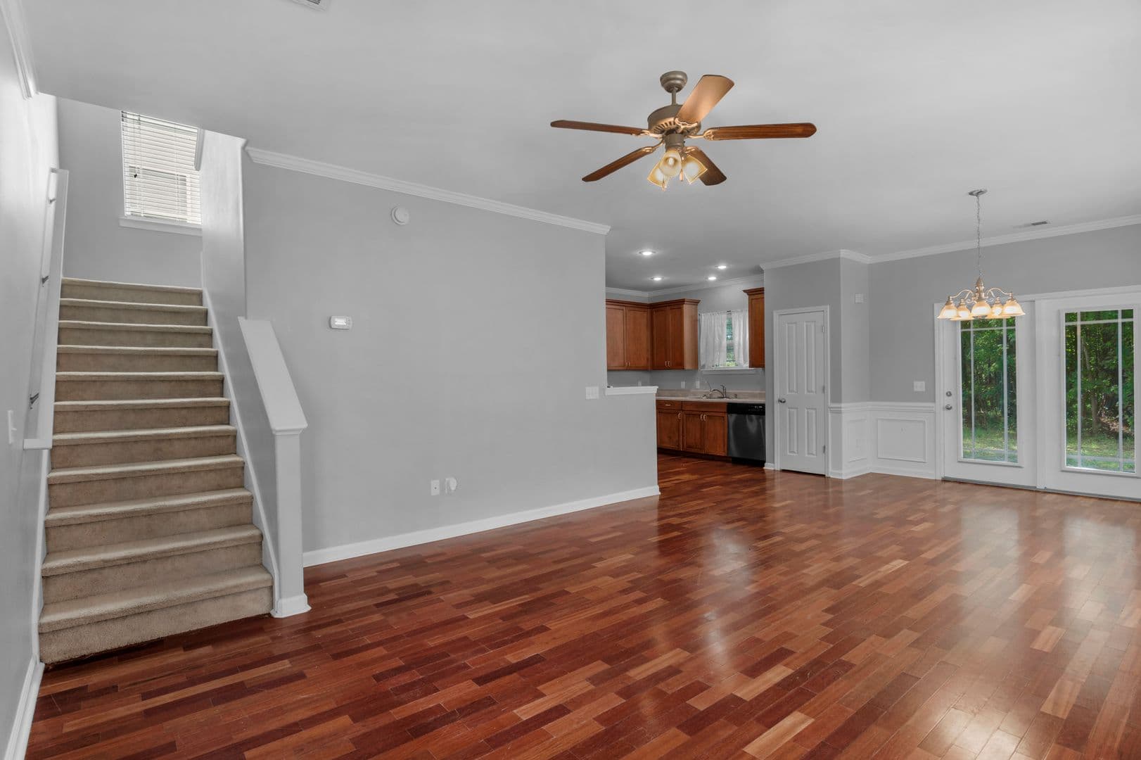 Richmond Hill House: 690 Summer Hill Way