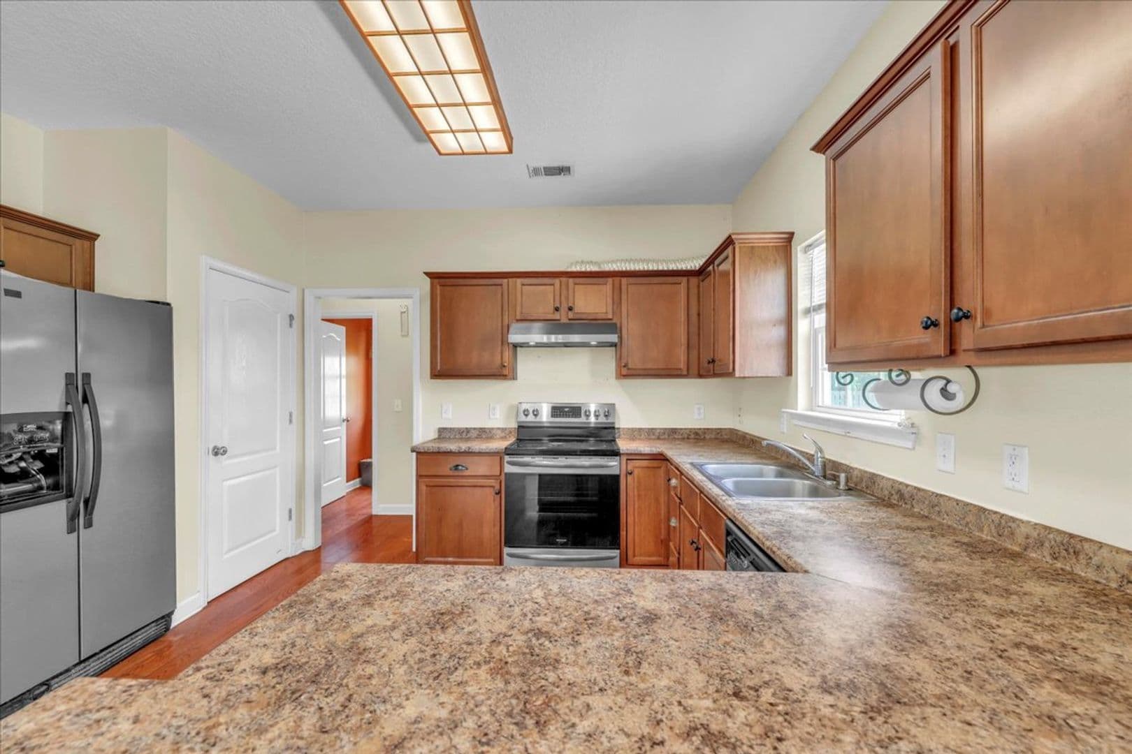 Richmond Hill House: 256 Savannah Lane