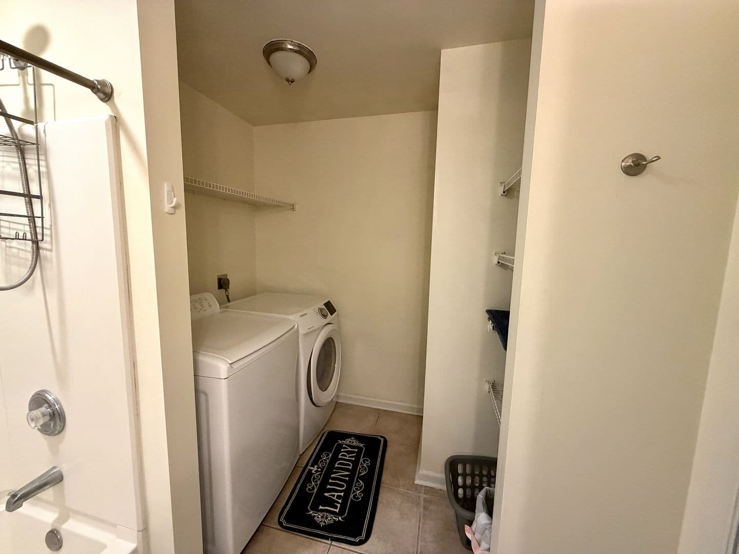 Savannah House: 212 Finn Circle
