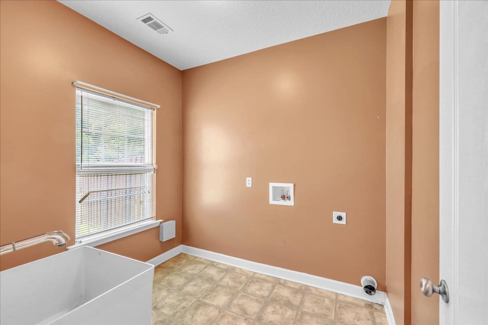 Richmond Hill House: 256 Savannah Lane