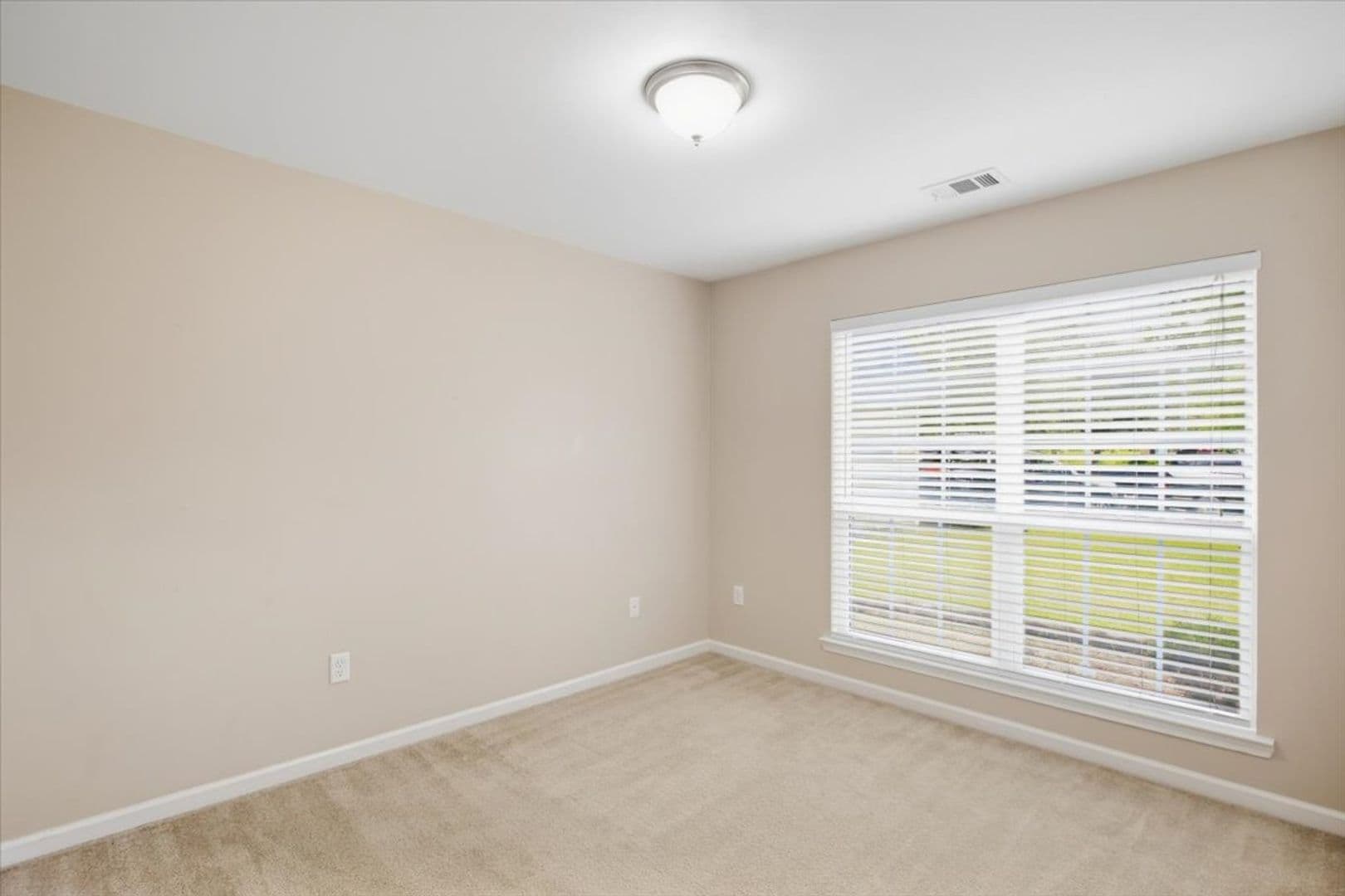 Savannah House: 19 Montero Dr.