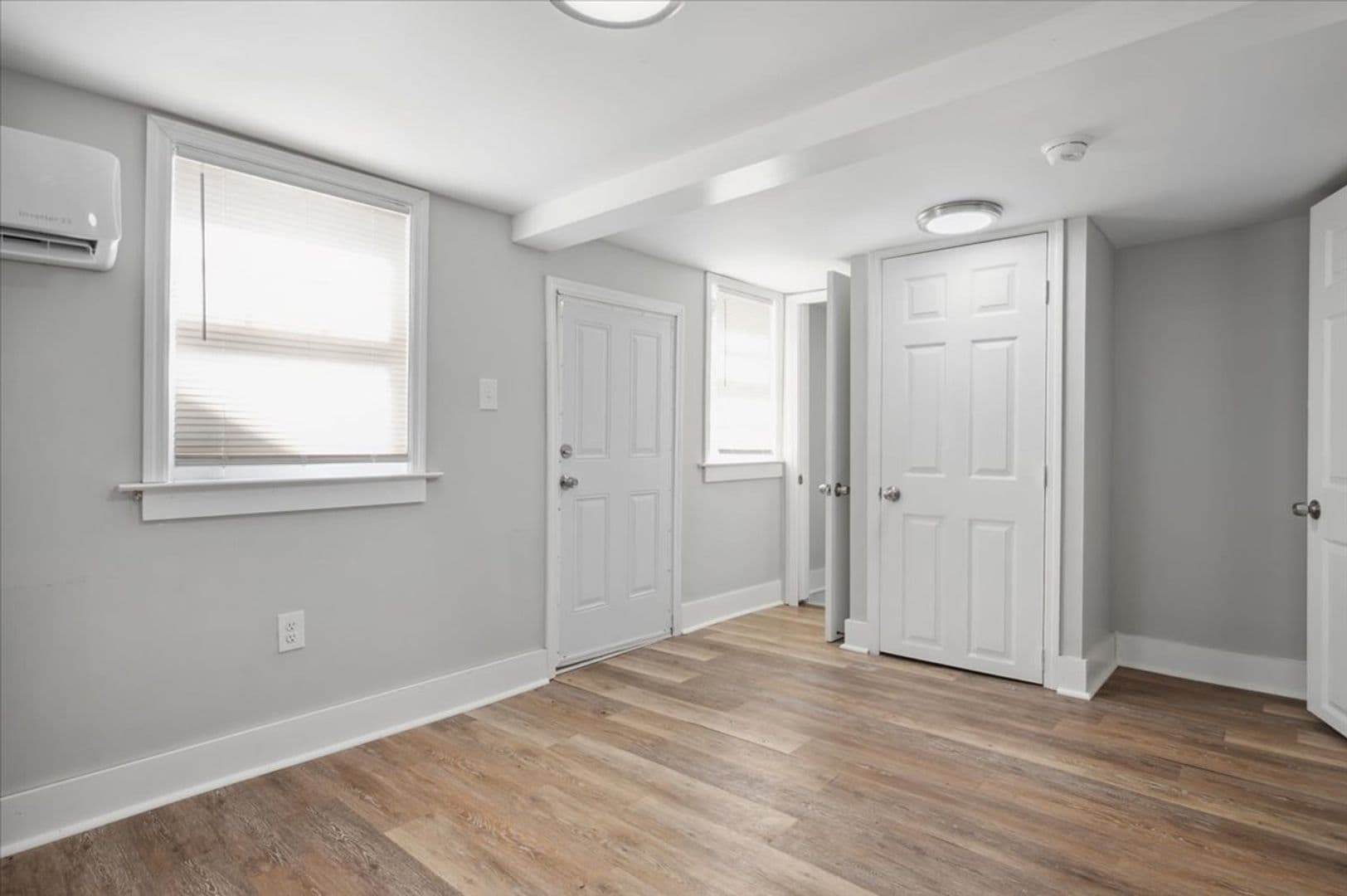 Savannah House: 2415 Ash St.