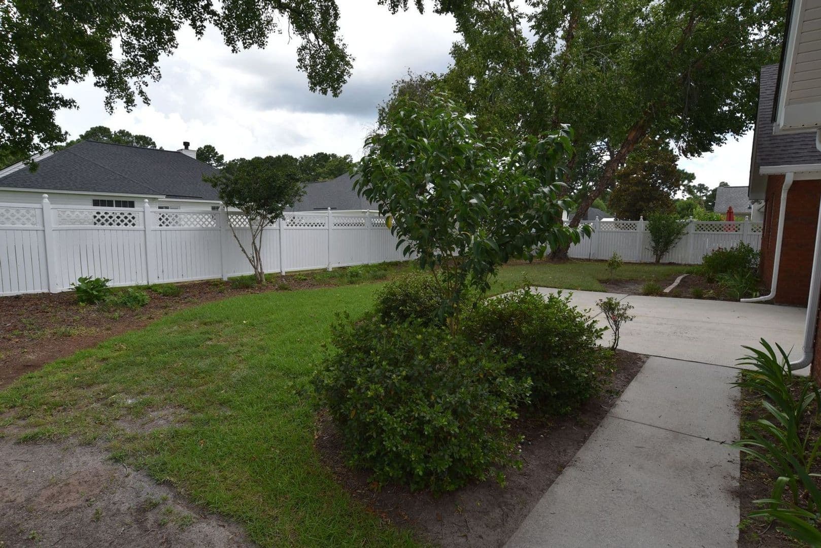 Richmond Hill House: 467 Belle Grove Circle