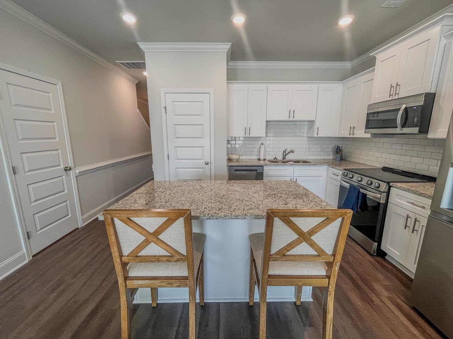 Richmond Hill House: 48 Stafford Loop