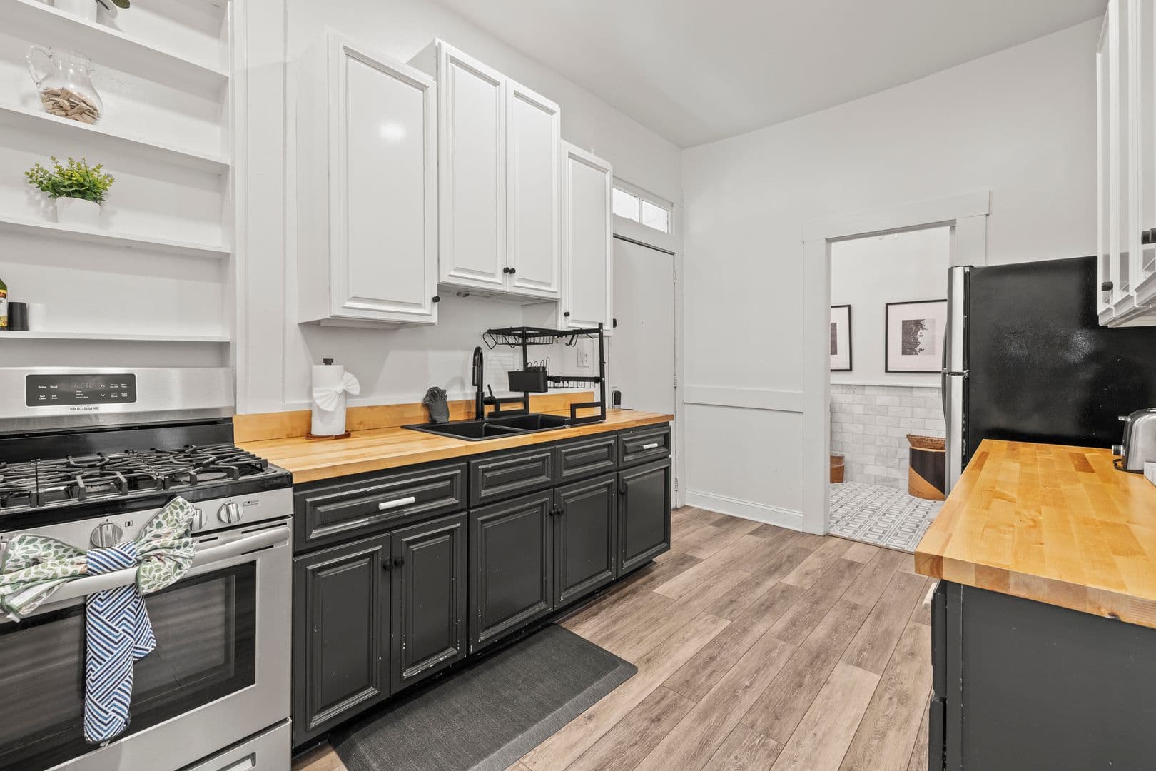 Savannah House: 1212 Price A