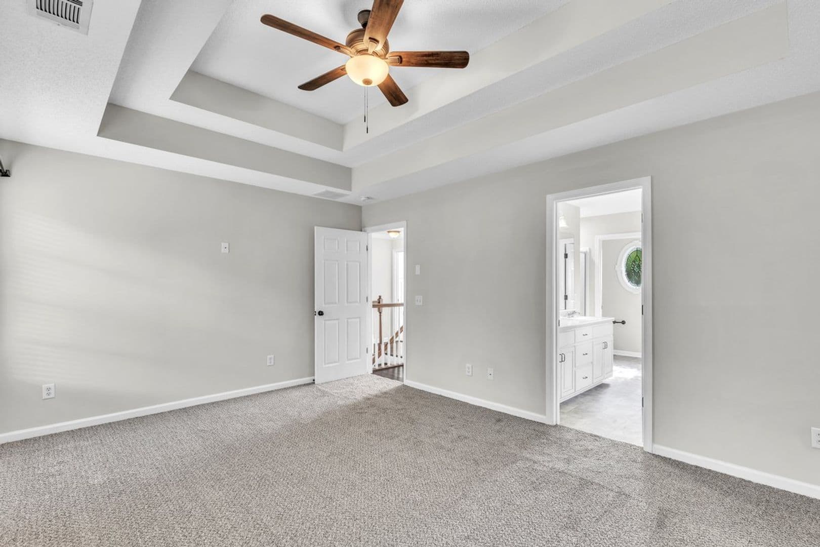 Richmond Hill House: 185 Oak Ridge Circle